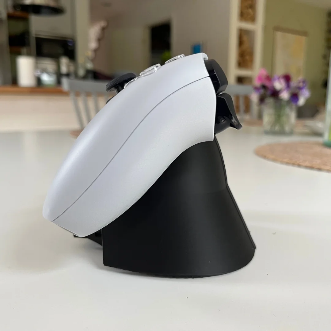 DualSense Controller Stand view 5