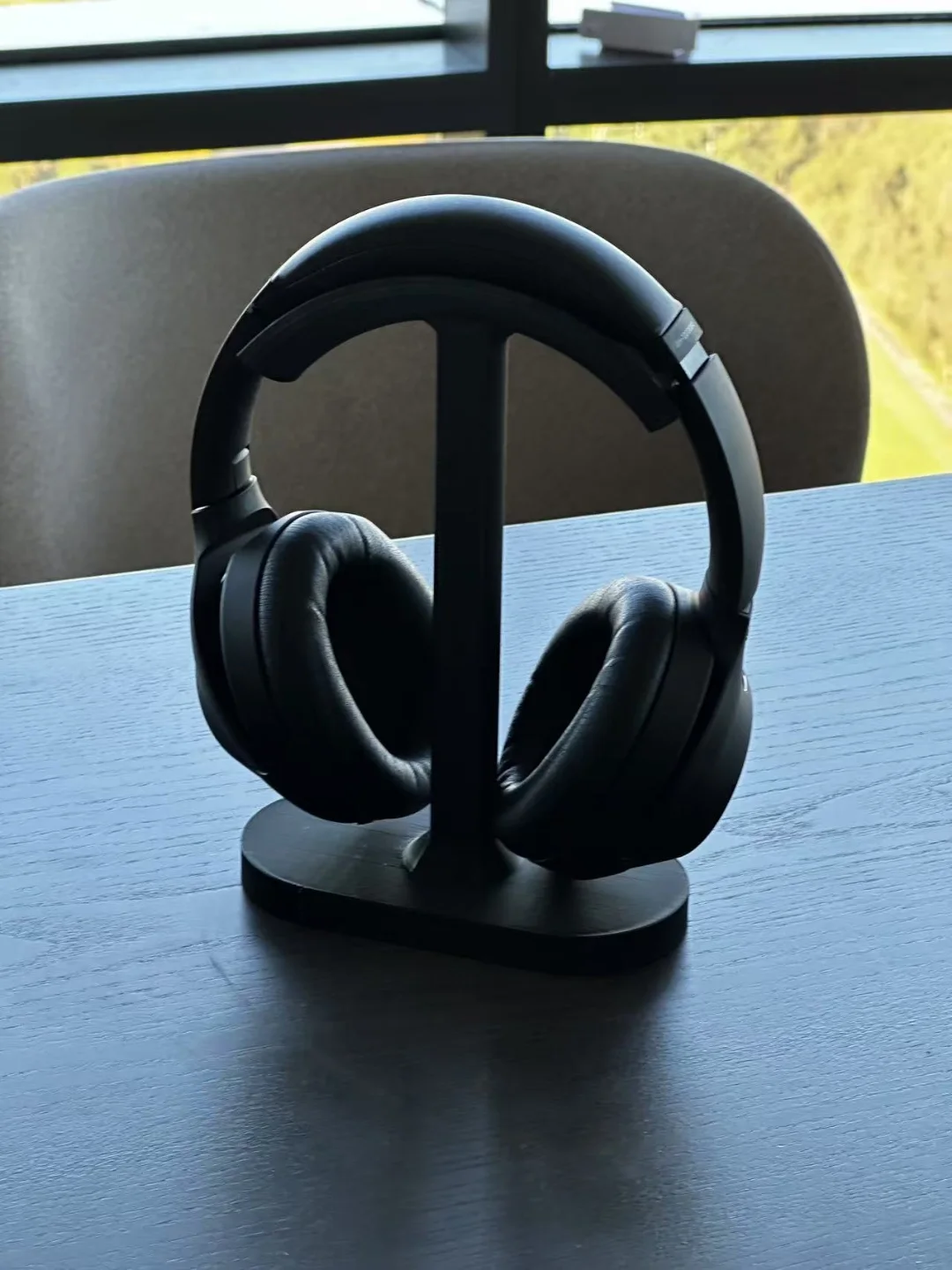 Headphone Holder view 2