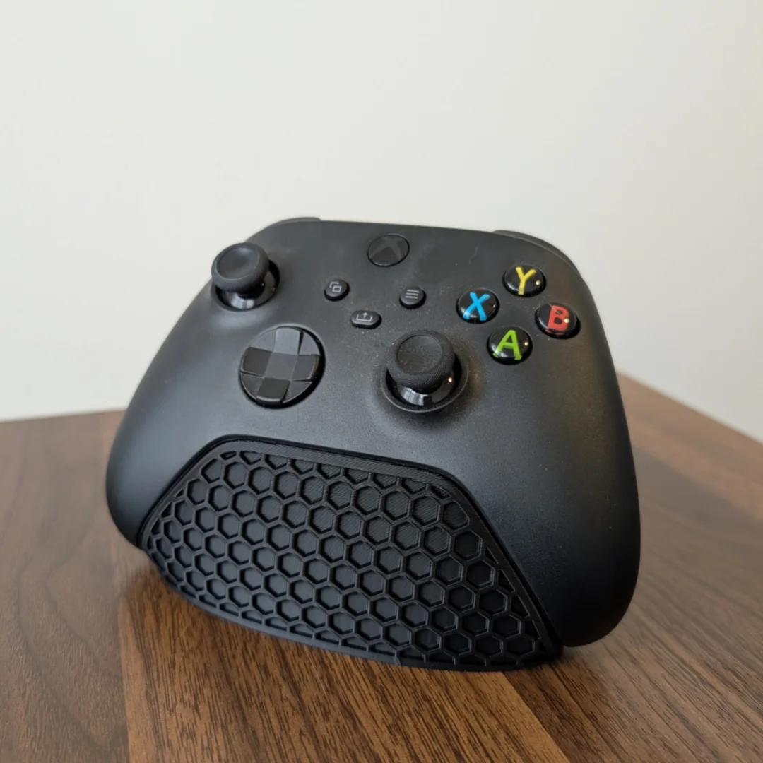 Honeycomb Xbox Controller Holder view 2