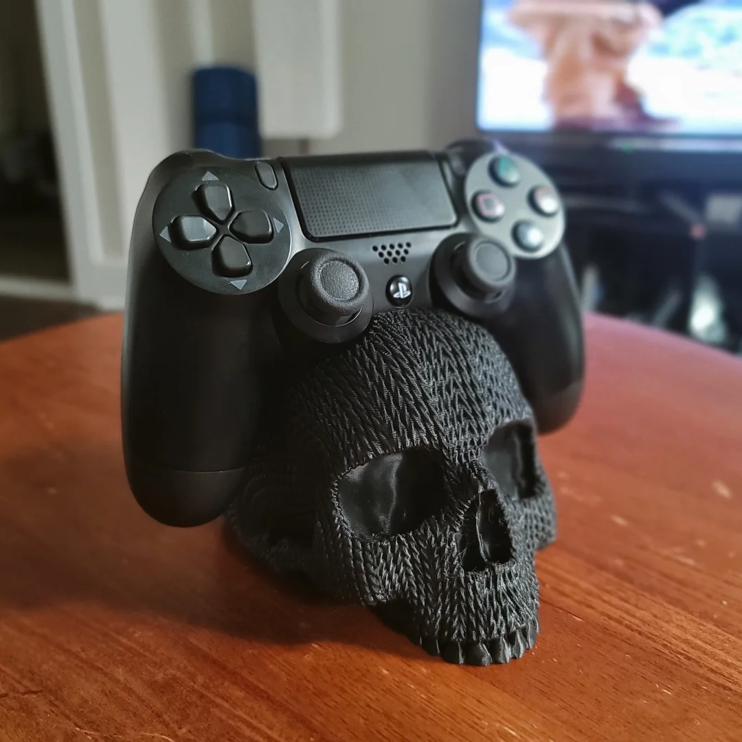 Knitted Skull PS4 Controller Stand view 3