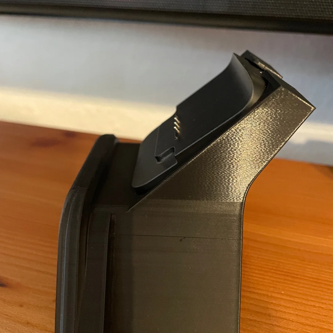 Xbox Elite 2 Controller Stand (Magnetic Dock) view 4